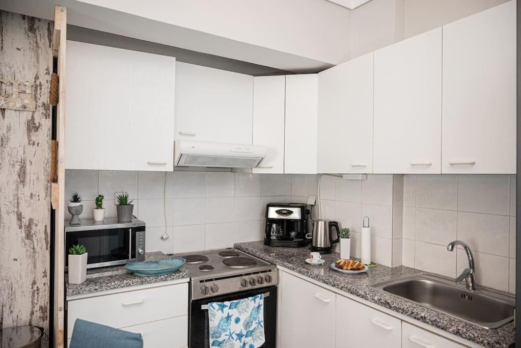 Ammos Lux Apartment *